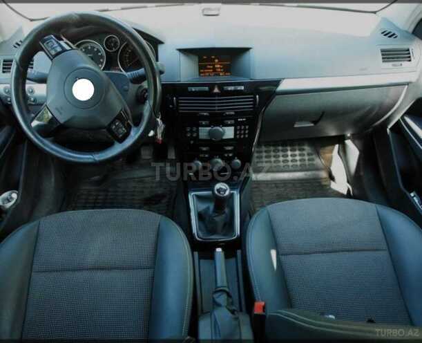 Opel Astra 2006, 290,000 km - 1.4 л - Gəncə