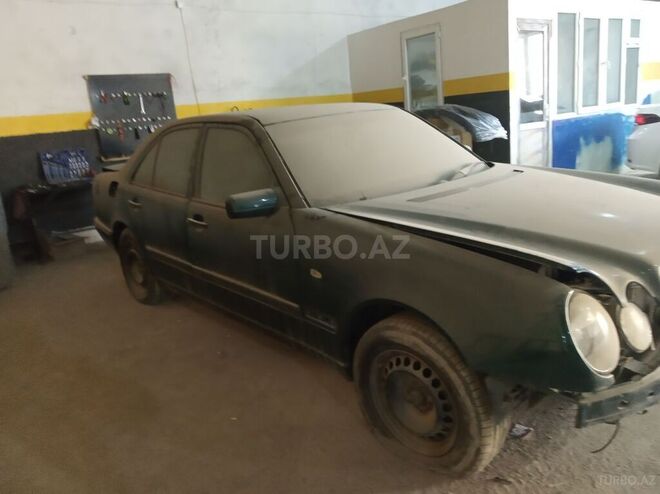 Mercedes E 230 1996, 400,000 km - 2.3 l - Bakı