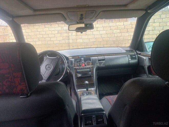 Mercedes E 280 1997, 456,860 km - 2.8 l - Sumqayıt
