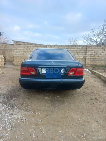Mercedes E 280 1997, 456,860 km - 2.8 l - Sumqayıt