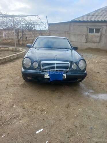 Mercedes E 280 1997, 456,860 km - 2.8 l - Sumqayıt