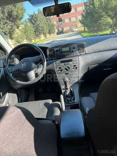 Toyota Corolla 2004, 176,000 km - 1.4 l - Bakı