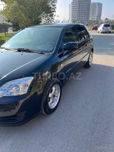 Toyota Corolla 2004, 176,000 km - 1.4 l - Bakı