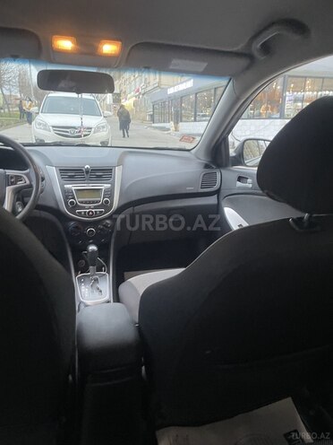 Hyundai Accent 2013, 201,000 km - 1.6 l - Bakı