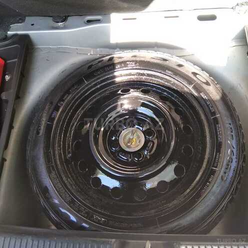 Toyota Corolla 2005, 165,345 km - 1.4 l - Mingəçevir