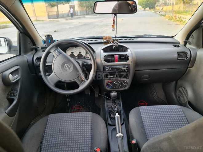 Opel Corsa 2004, 178,000 km - 1.2 л - Şəki