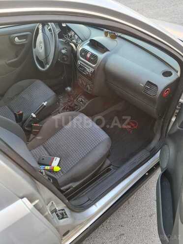 Opel Corsa 2004, 178,000 km - 1.2 л - Şəki