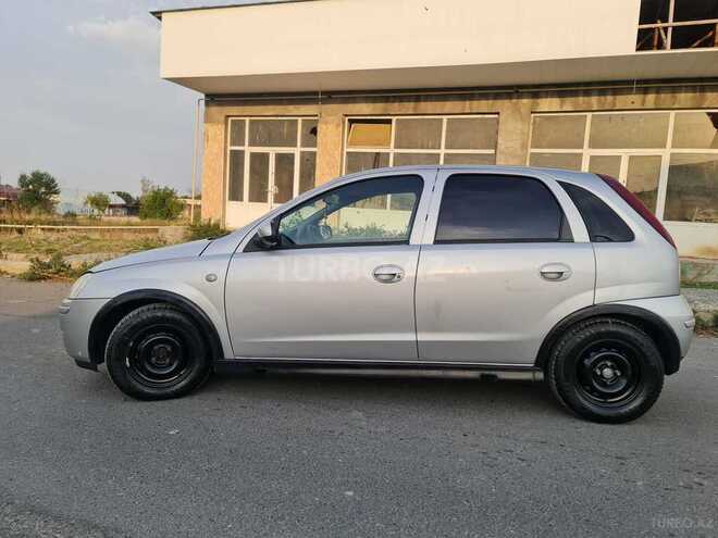 Opel Corsa 2004, 178,000 km - 1.2 л - Şəki