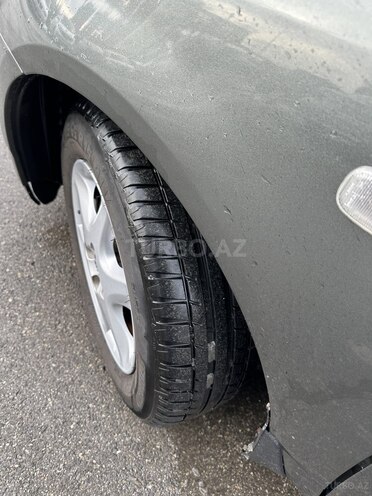 Toyota Corolla 2006, 177,220 km - 1.4 l - Bakı