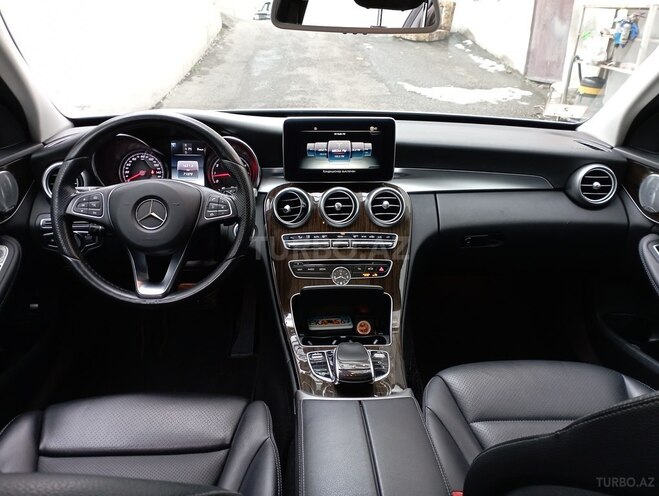 Mercedes C 300 2017, 70,811 km - 2.0 l - Bakı