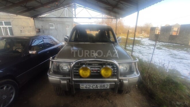 Mitsubishi Pajero 1992, 360,000 km - 2.5 л - Lənkəran