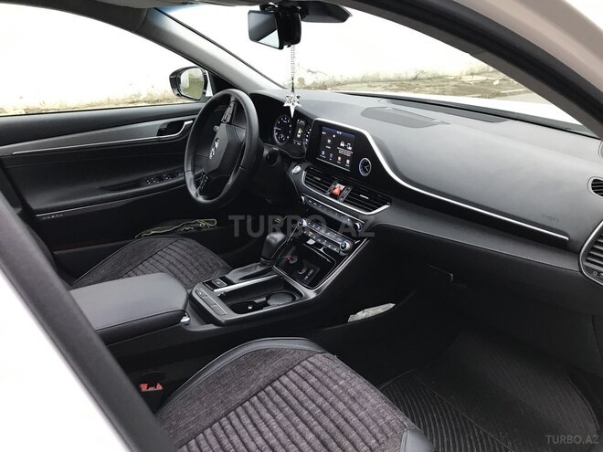 Hyundai Grandeur 2018, 39,676 km - 2.4 l - Bakı