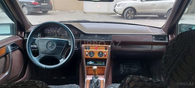 Mercedes E 200 1994, 367,000 km - 2.0 l - Bakı