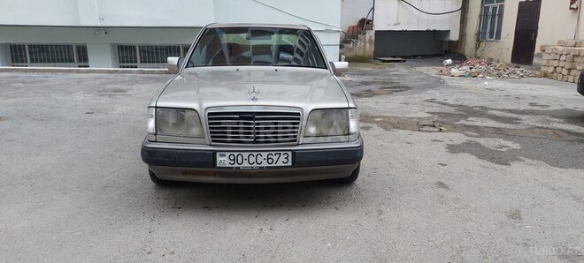 Mercedes E 200 1994, 367,000 km - 2.0 l - Bakı