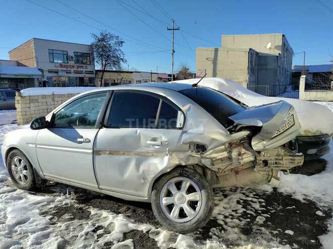 Hyundai Accent 2008, 223,000 km - 1.6 l - Quba