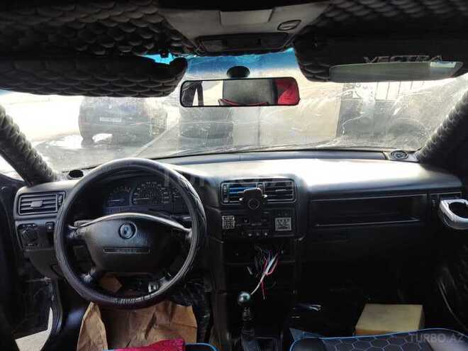 Opel Vectra 1993, 350,000 km - 2.0 l - Bakı