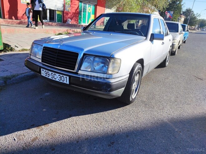 Mercedes E 230 1989, 395,642 km - 2.3 l - Mingəçevir