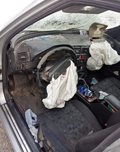 Mercedes C 180 1999, 260,000 km - 1.8 l - Bakı