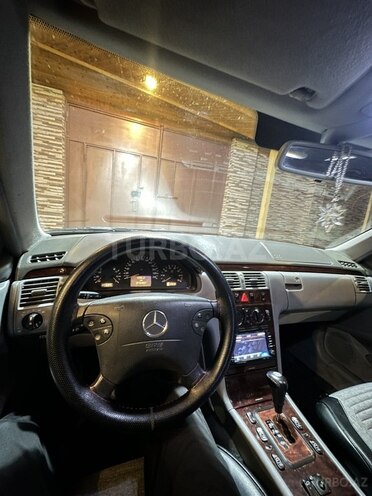 Mercedes E 240 2000, 373,000 km - 2.4 l - Bakı