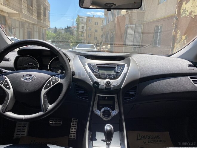Hyundai Elantra 2011, 118,000 km - 1.8 л - Bakı