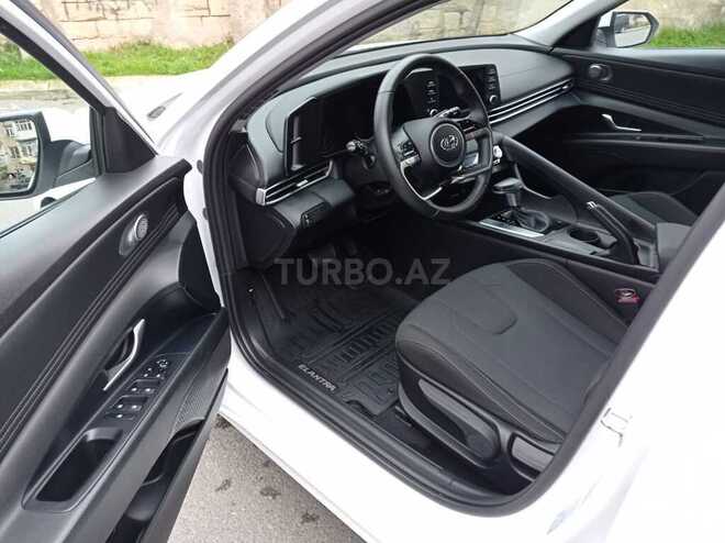 Hyundai Elantra 2022, 28,000 km - 2.0 l - Bakı