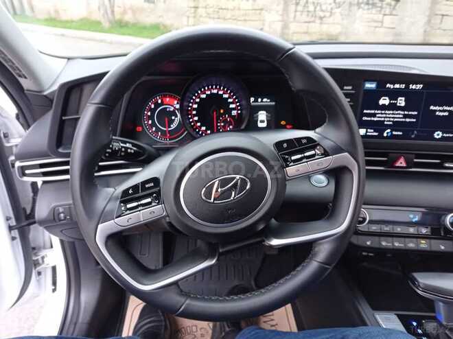 Hyundai Elantra 2022, 28,000 km - 2.0 l - Bakı