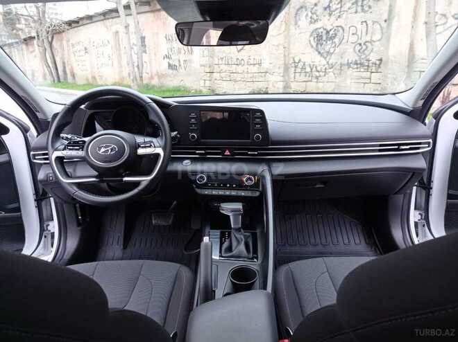 Hyundai Elantra 2022, 28,000 km - 2.0 l - Bakı