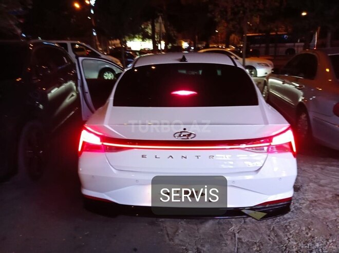 Hyundai Elantra 2022, 28,000 km - 2.0 l - Bakı