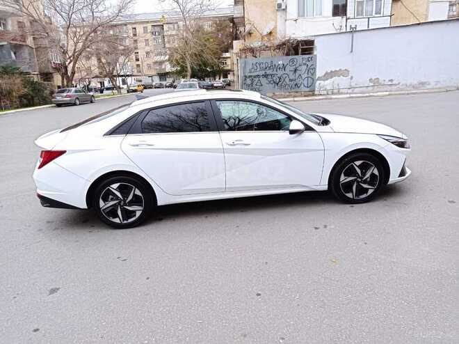 Hyundai Elantra 2022, 28,000 km - 2.0 l - Bakı