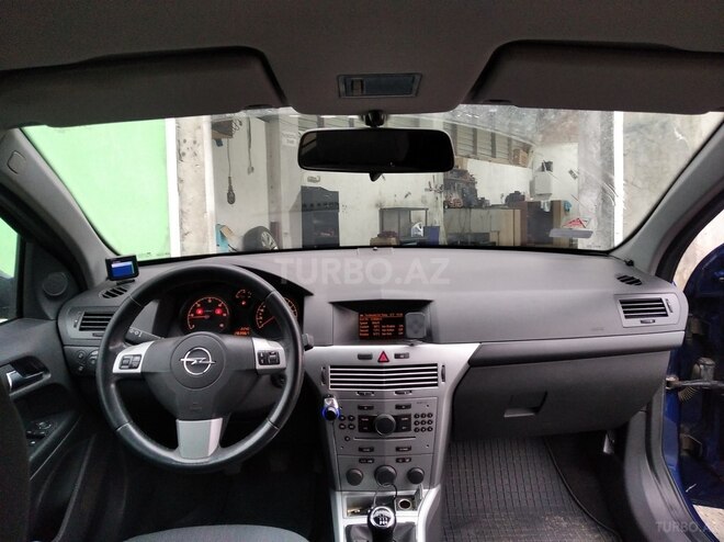 Opel Astra 2010, 283,967 km - 1.3 l - Bakı