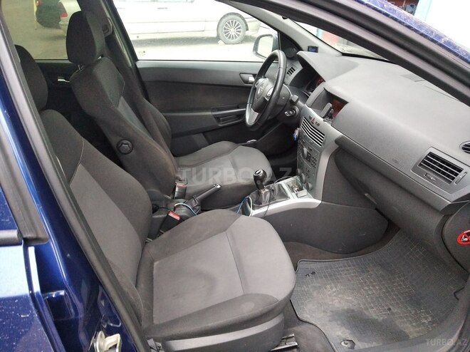 Opel Astra 2010, 283,967 km - 1.3 l - Bakı