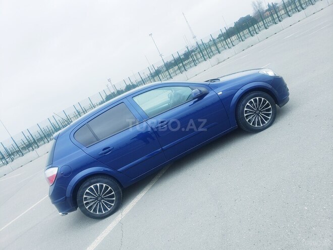 Opel Astra 2005, 215,000 km - 1.4 l - Bakı