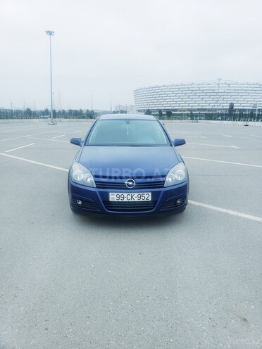 Opel Astra 2005, 215,000 km - 1.4 l - Bakı