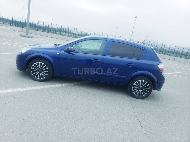 Opel Astra 2005, 215,000 km - 1.4 l - Bakı