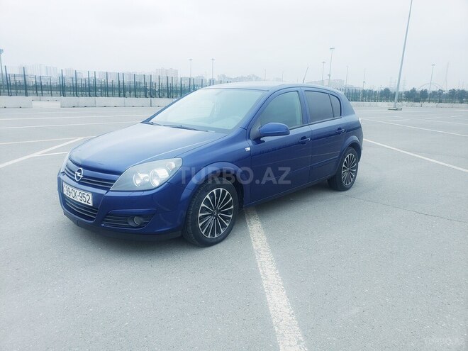 Opel Astra 2005, 215,000 km - 1.4 l - Bakı