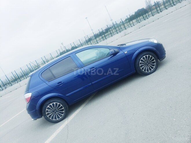 Opel Astra 2005, 215,000 km - 1.4 l - Bakı