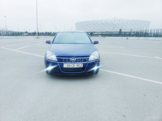 Opel Astra 2005, 215,000 km - 1.4 l - Bakı