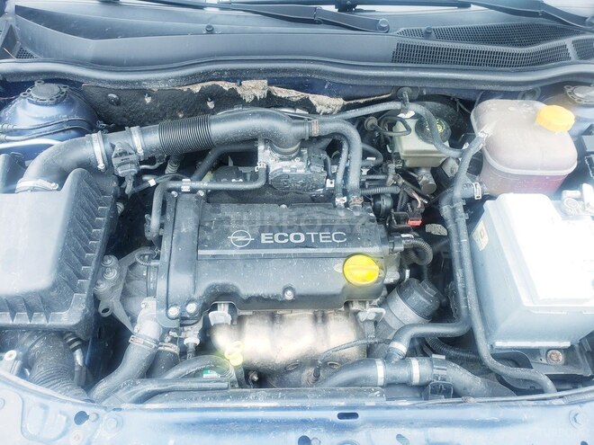 Opel Astra 2005, 215,000 km - 1.4 l - Bakı