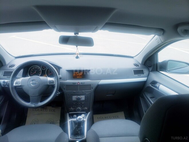 Opel Astra 2005, 215,000 km - 1.4 l - Bakı