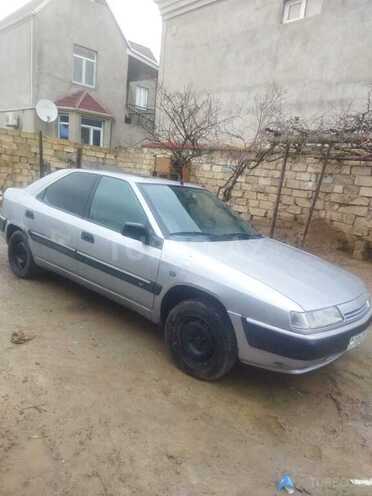 Nissan  1990, 230,000 km - 1.8 l - Bakı