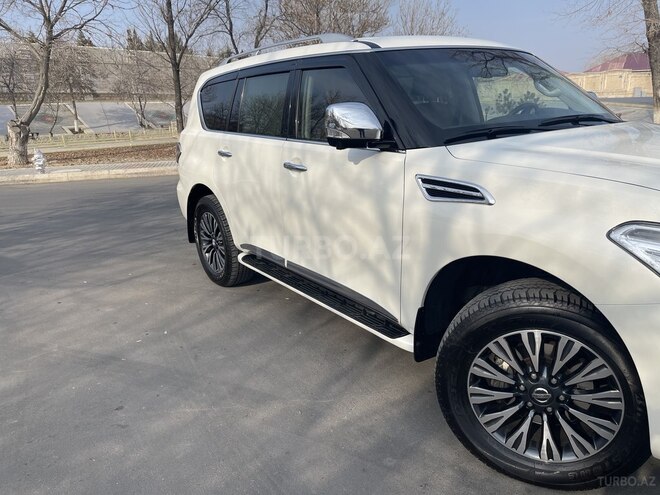 Nissan Patrol 2018, 79,000 km - 4.0 л - Bakı