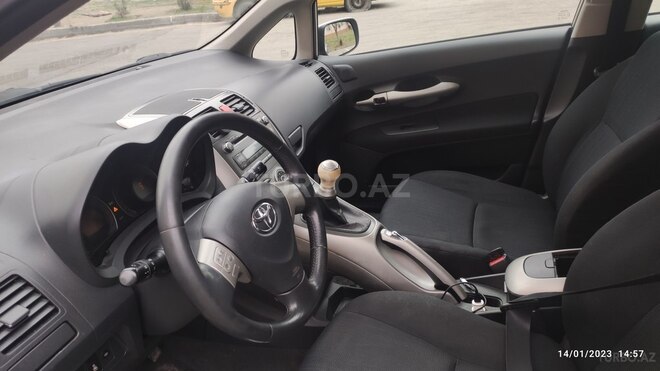 Toyota Auris 2008, 178,820 km - 1.4 l - Bakı
