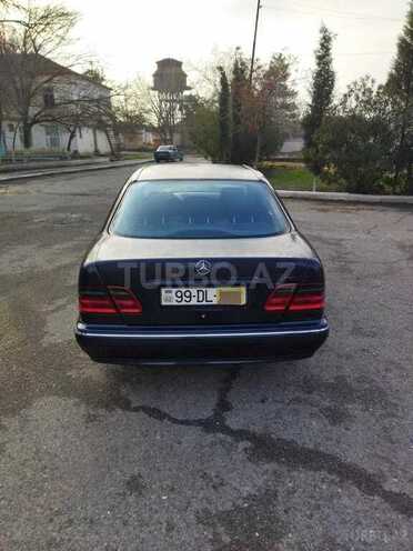 Mercedes E 270 2000, 456,233 km - 2.7 l - Şirvan