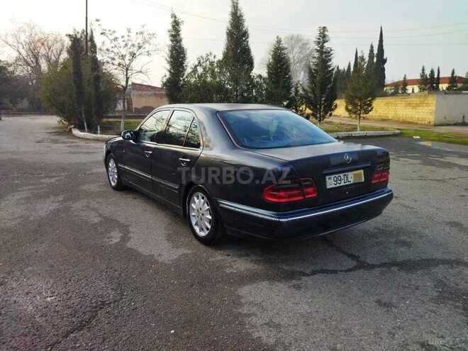 Mercedes E 270 2000, 456,233 km - 2.7 l - Şirvan
