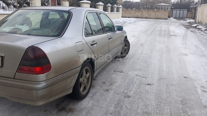 Mercedes C 200 1999, 215,000 km - 2.0 l - Bakı