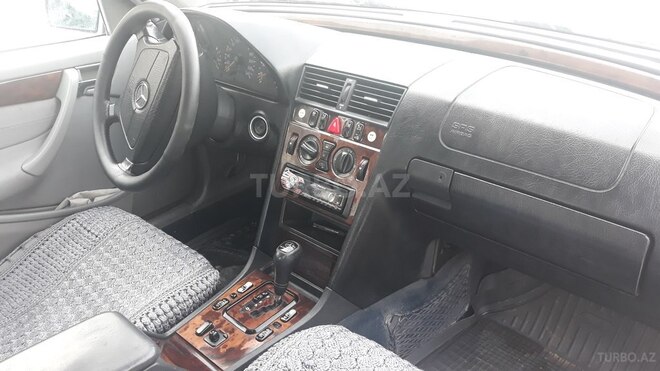 Mercedes C 200 1999, 215,000 km - 2.0 l - Bakı