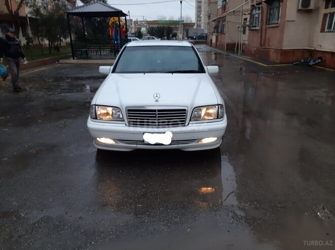 Mercedes C 200 1998, 320,000 km - 2.0 л - Bakı