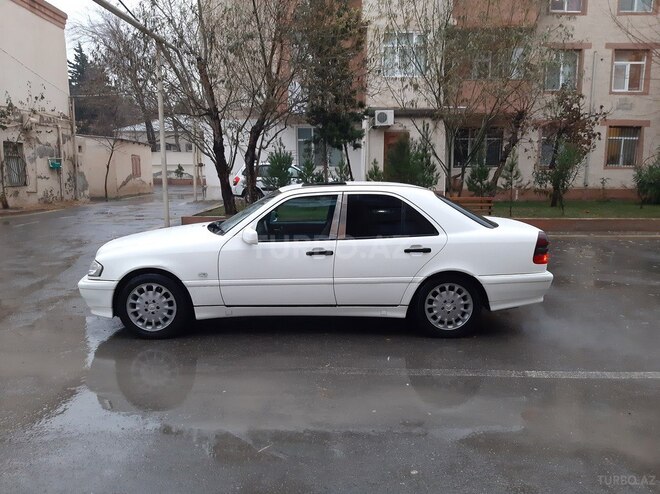 Mercedes C 200 1998, 320,000 km - 2.0 л - Bakı