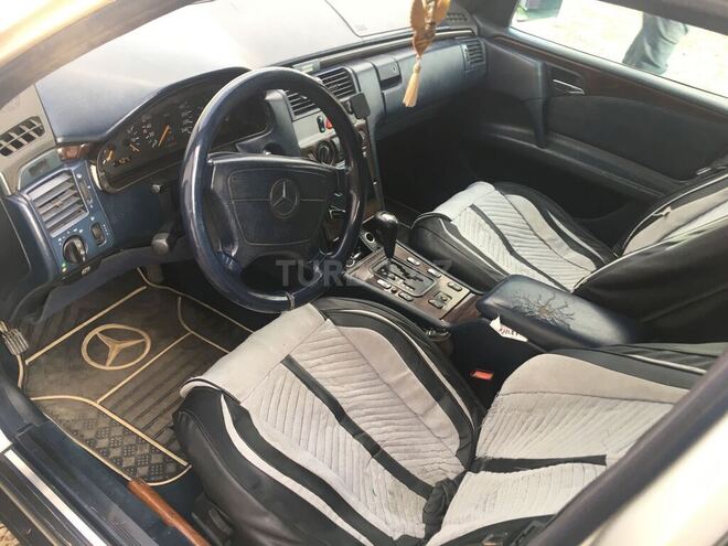 Mercedes E 230 1996, 518,000 km - 2.3 l - Şəmkir