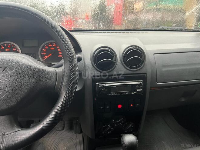 Dacia Logan 2006, 350,000 km - 1.5 l - Bakı